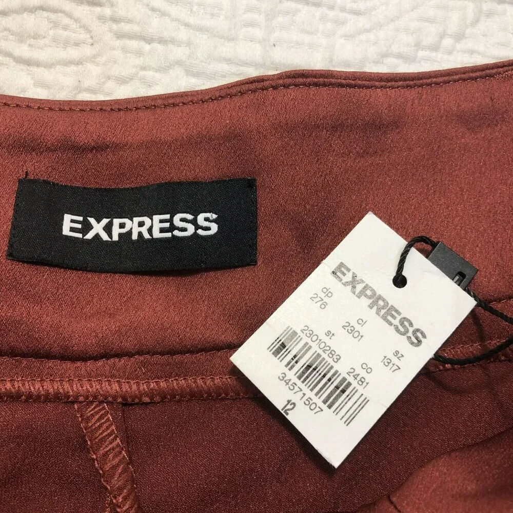 NWT Express Shorts Rust Satin Shortie Size 12 Pockets & Button Closure Womens